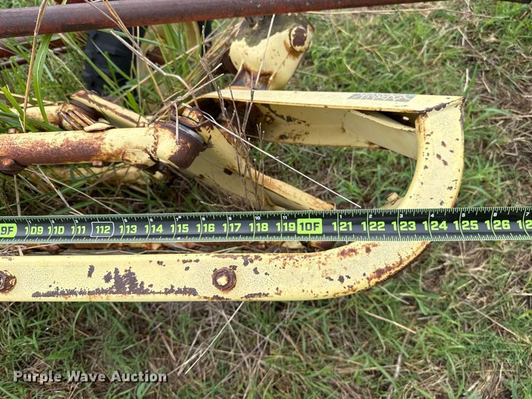 image for item ET6353 New Holland DP2010 hay rake