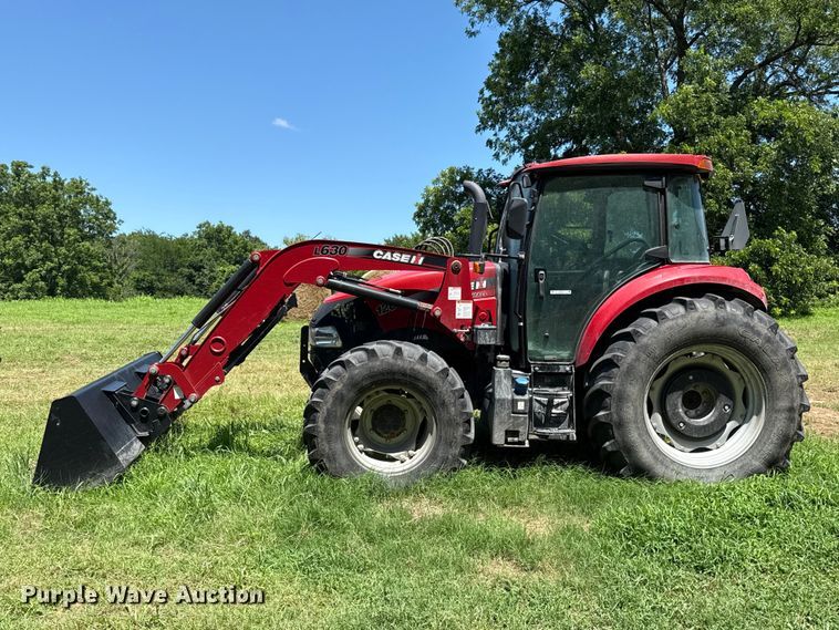image for item ET6374 2017 Case IH Farmall 120C MFWD tractor