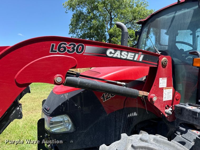image for item ET6374 2017 Case IH Farmall 120C MFWD tractor