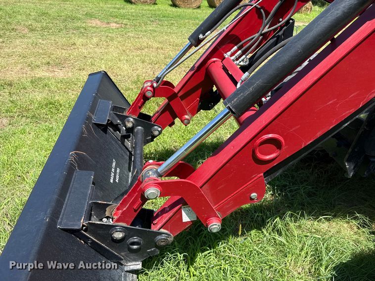 image for item ET6374 2017 Case IH Farmall 120C MFWD tractor