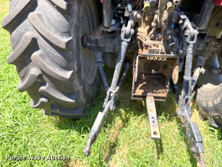 image for item ET6374 2017 Case IH Farmall 120C MFWD tractor