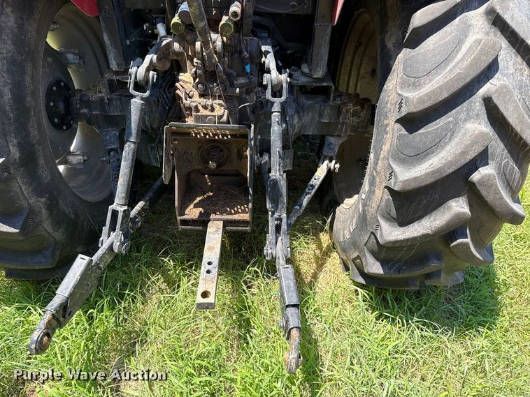 image for item ET6374 2017 Case IH Farmall 120C MFWD tractor