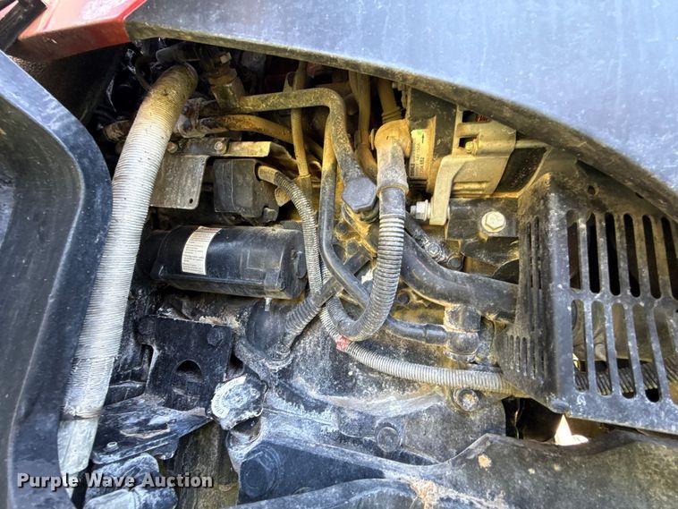image for item ET6374 2017 Case IH Farmall 120C MFWD tractor