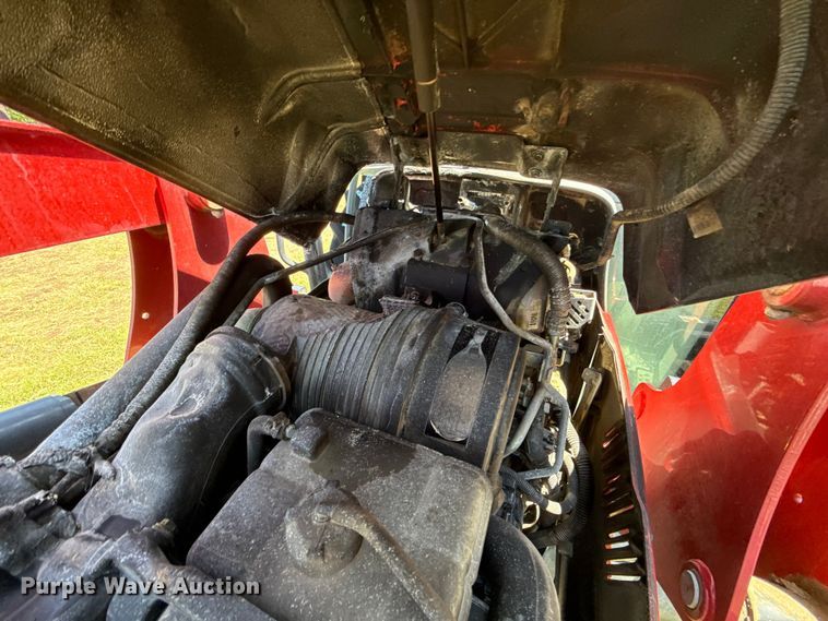 image for item ET6374 2017 Case IH Farmall 120C MFWD tractor