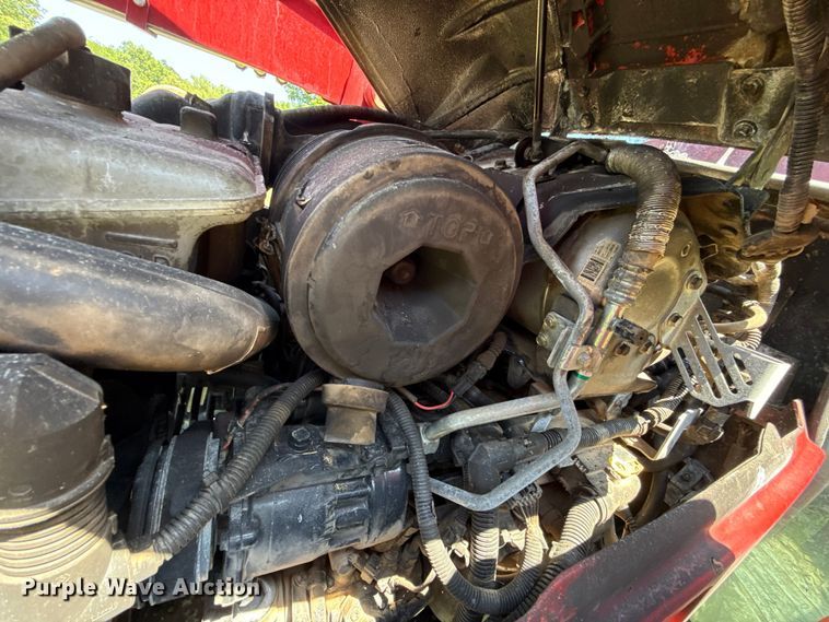 image for item ET6374 2017 Case IH Farmall 120C MFWD tractor