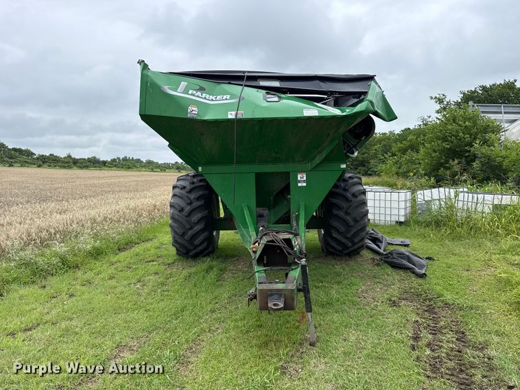 image for item ET6376 Parker 739 grain cart