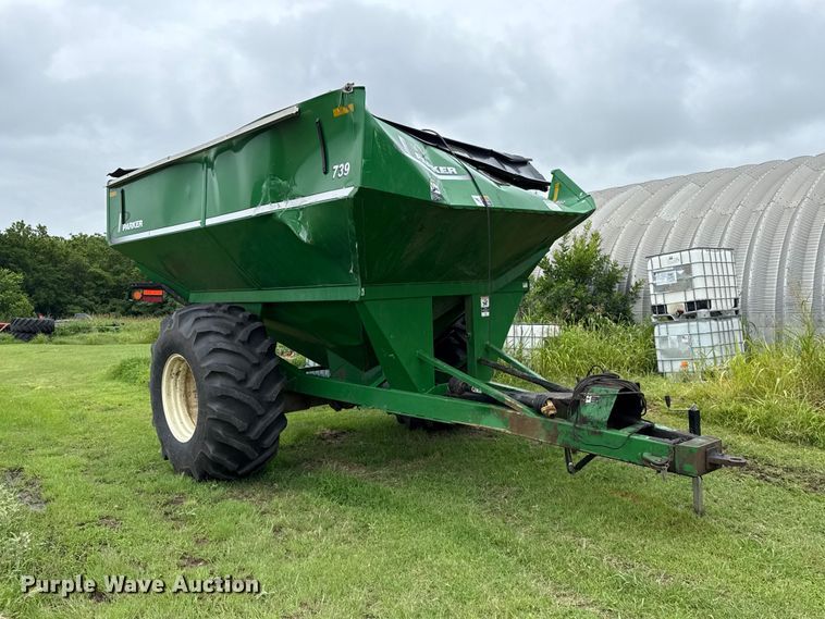 image for item ET6376 Parker 739 grain cart