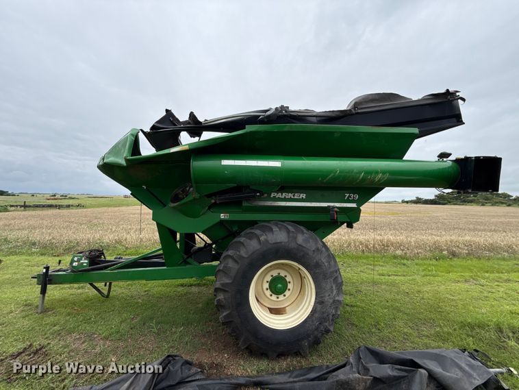 image for item ET6376 Parker 739 grain cart