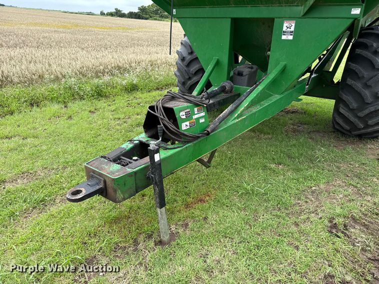 image for item ET6376 Parker 739 grain cart