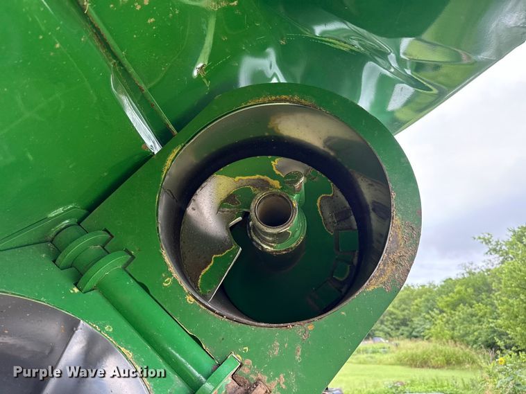 image for item ET6376 Parker 739 grain cart