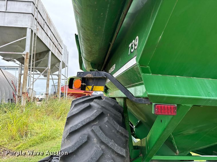 image for item ET6376 Parker 739 grain cart