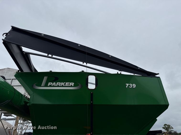 image for item ET6376 Parker 739 grain cart