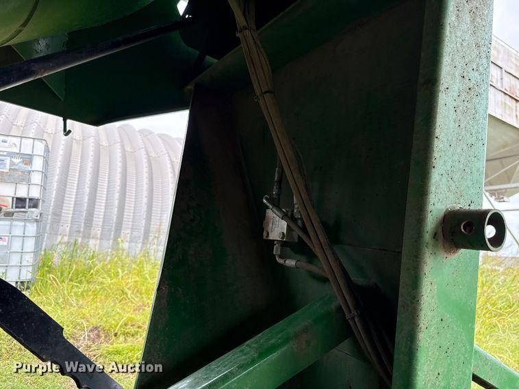 image for item ET6376 Parker 739 grain cart