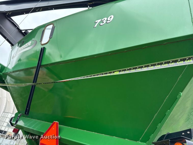 image for item ET6376 Parker 739 grain cart