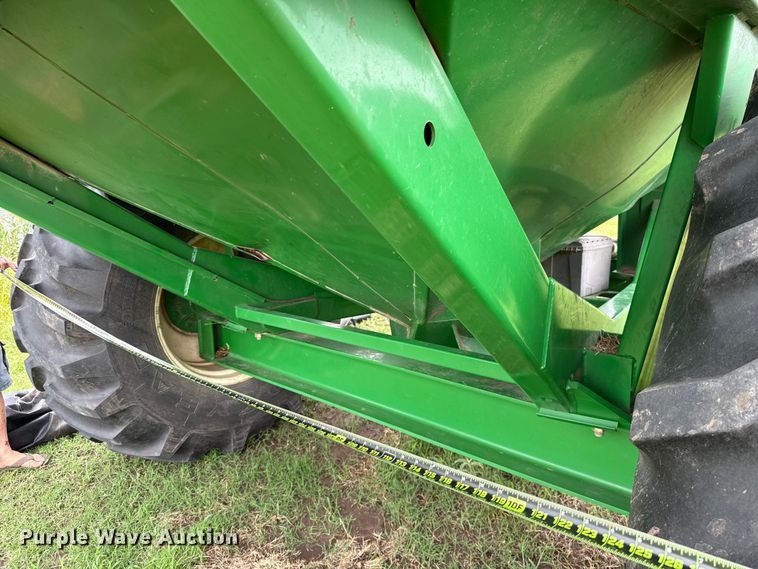image for item ET6376 Parker 739 grain cart
