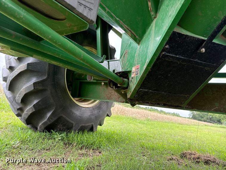 image for item ET6376 Parker 739 grain cart