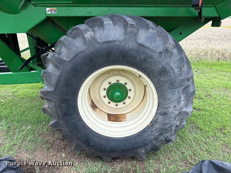 image for item ET6376 Parker 739 grain cart