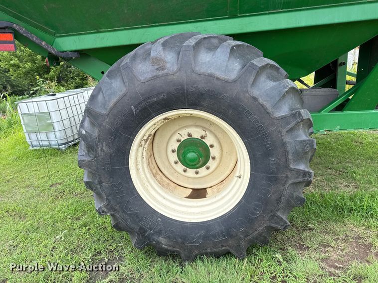image for item ET6376 Parker 739 grain cart