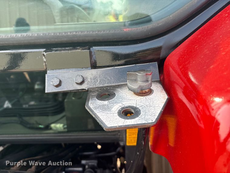 image for item EU5740 2002 Case JX100u tractor
