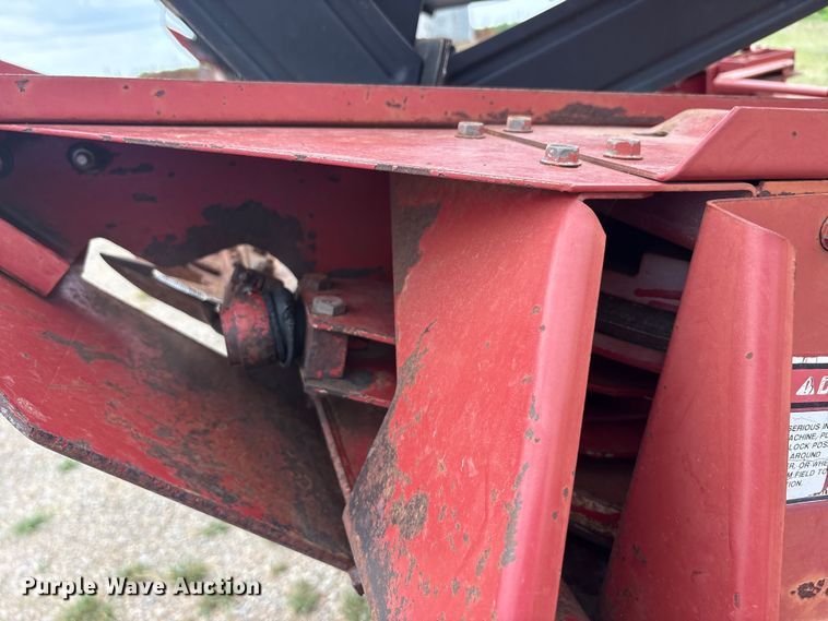 image for item EU5753 Case 8230 swather / windrower