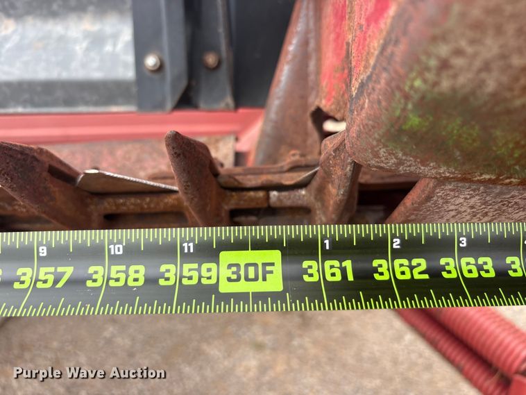 image for item EU5753 Case 8230 swather / windrower