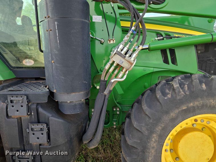 image for item EW0313 2016 John Deere 7210R 4WD tractor