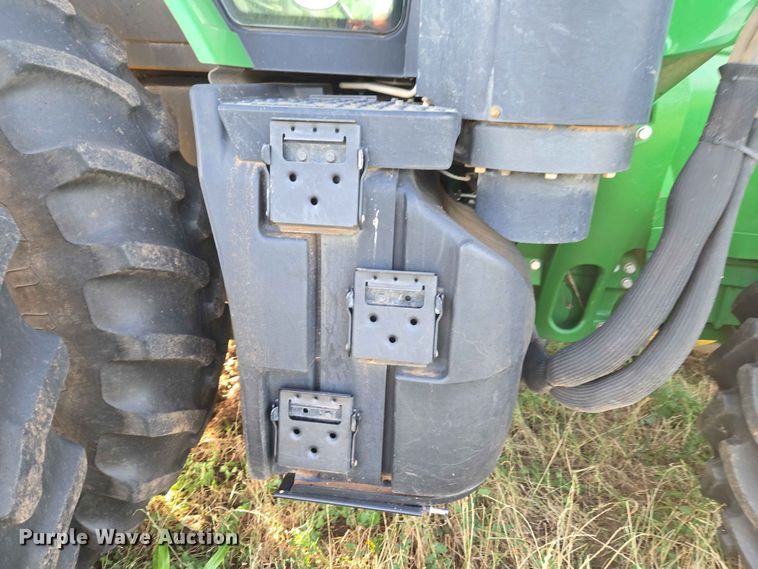 image for item EW0313 2016 John Deere 7210R 4WD tractor