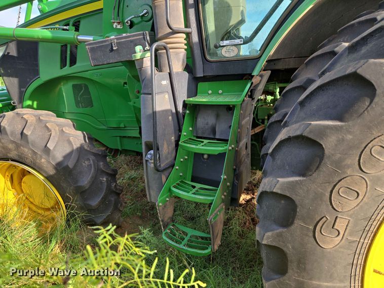 image for item EW0313 2016 John Deere 7210R 4WD tractor