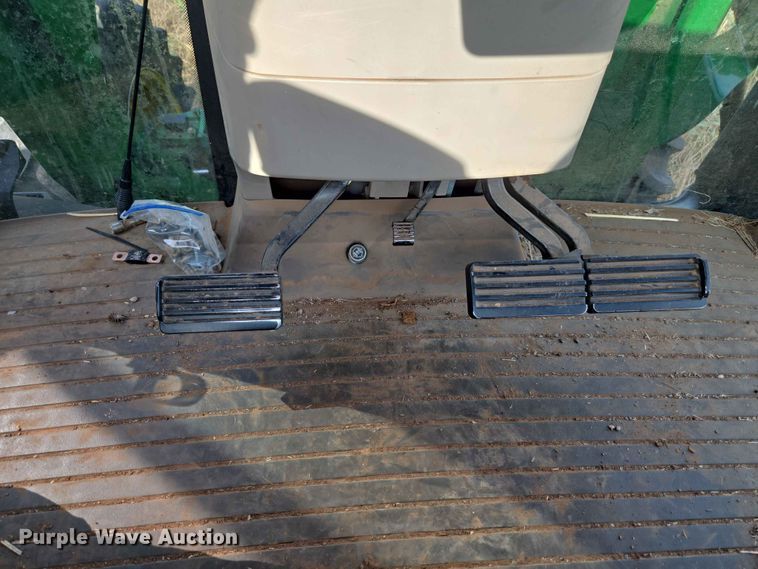 image for item EW0313 2016 John Deere 7210R 4WD tractor