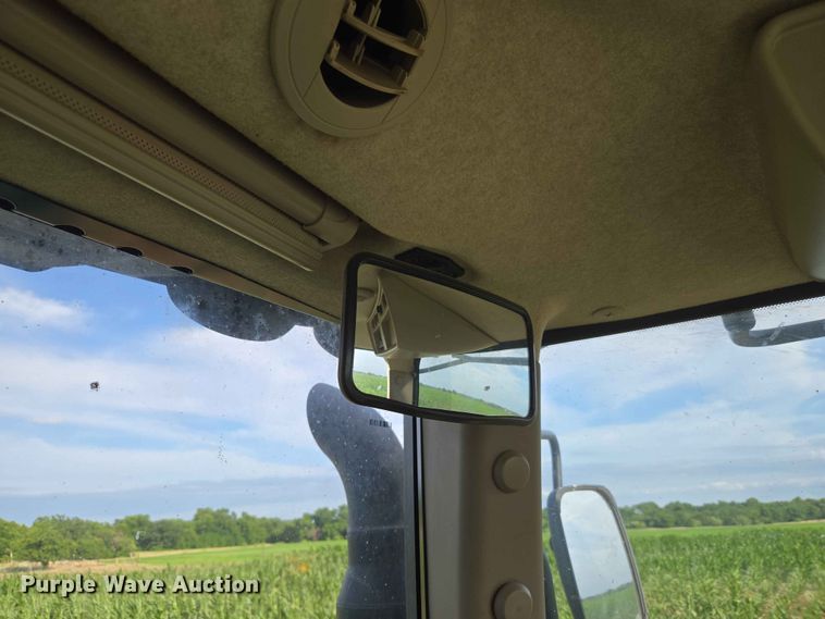 image for item EW0313 2016 John Deere 7210R 4WD tractor