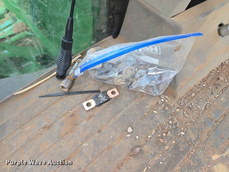 image for item EW0313 2016 John Deere 7210R 4WD tractor