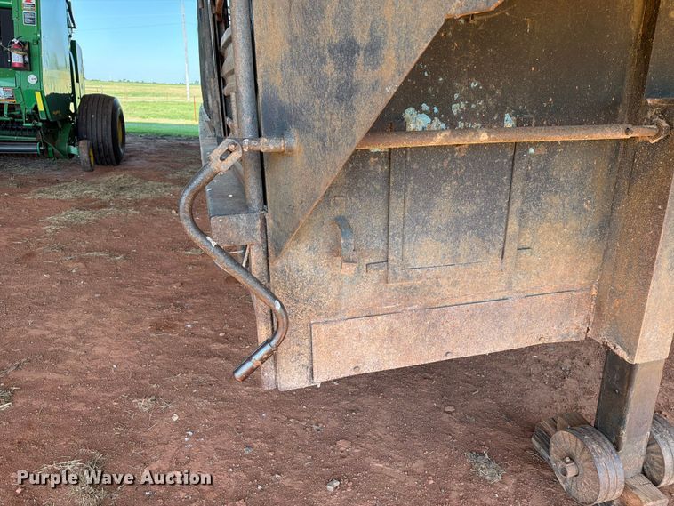 image for item EW0321 Shop built livestock trailer
