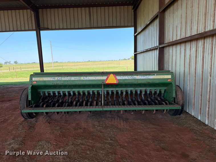 image for item EW0322 John Deere 450 grain drill
