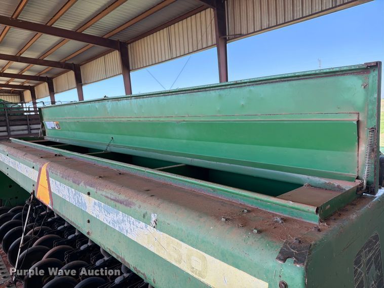 image for item EW0322 John Deere 450 grain drill
