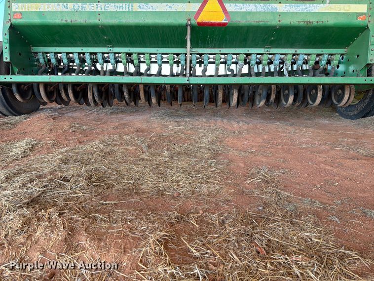 image for item EW0322 John Deere 450 grain drill