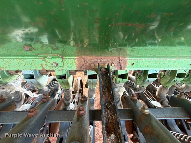image for item EW0322 John Deere 450 grain drill