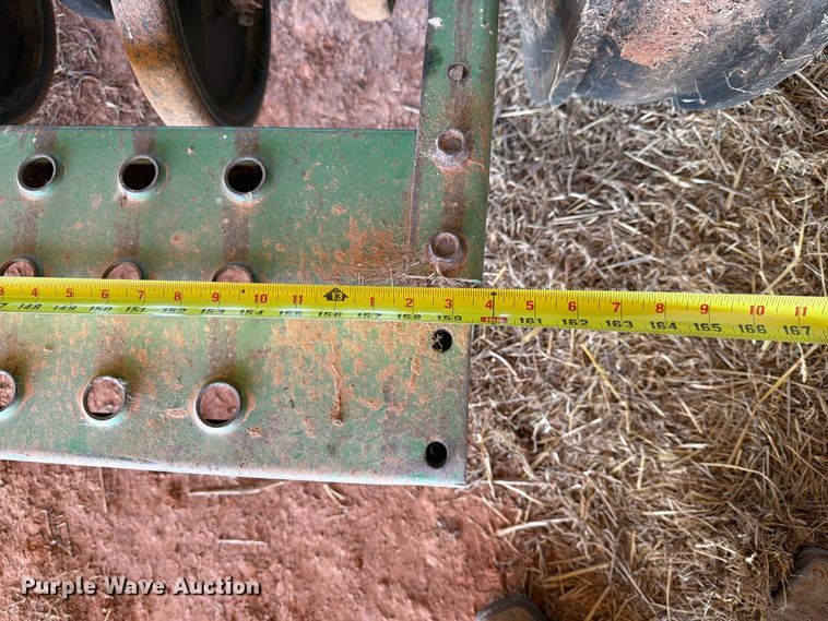 image for item EW0322 John Deere 450 grain drill