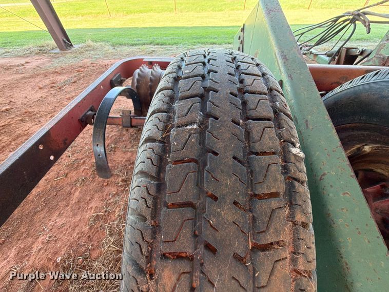 image for item EW0322 John Deere 450 grain drill