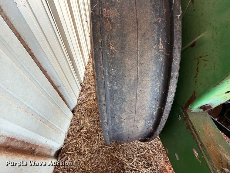 image for item EW0322 John Deere 450 grain drill