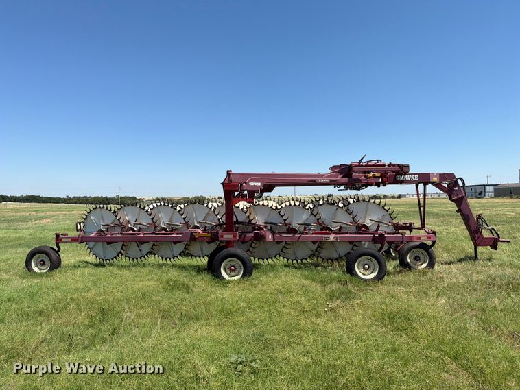 image for item EW0323 Rowse The Ultimate V rake hay rake