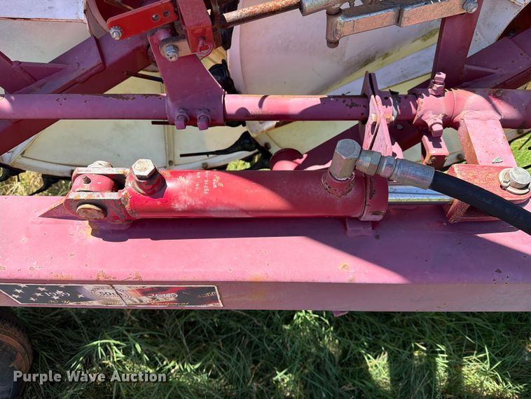 image for item EW0323 Rowse The Ultimate V rake hay rake