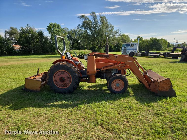 image for item EW0333 1982 Kubota L355 SS MFWD tractor