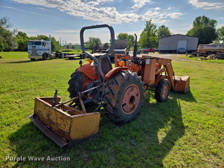 image for item EW0333 1982 Kubota L355 SS MFWD tractor