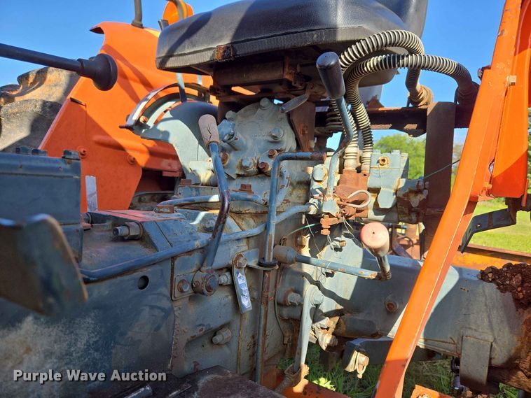 image for item EW0333 1982 Kubota L355 SS MFWD tractor