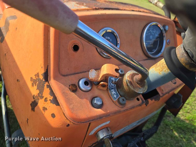 image for item EW0333 1982 Kubota L355 SS MFWD tractor