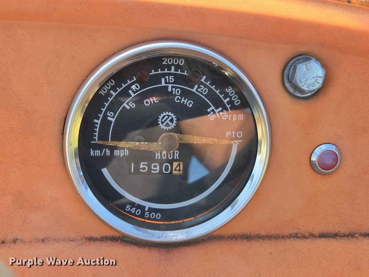 image for item EW0333 1982 Kubota L355 SS MFWD tractor