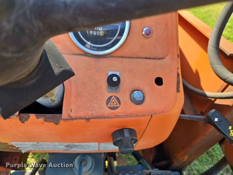 image for item EW0333 1982 Kubota L355 SS MFWD tractor
