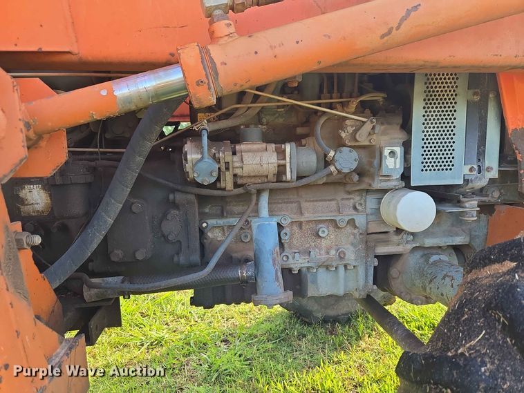 image for item EW0333 1982 Kubota L355 SS MFWD tractor