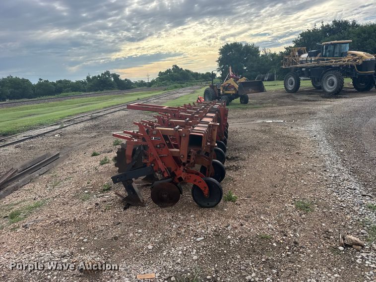 image for item EW4943 Krause row crop cultivator