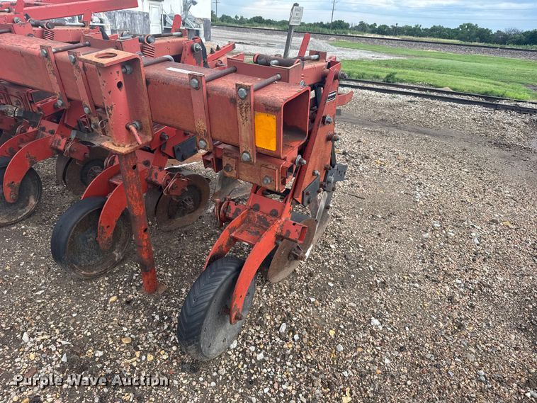 image for item EW4943 Krause row crop cultivator